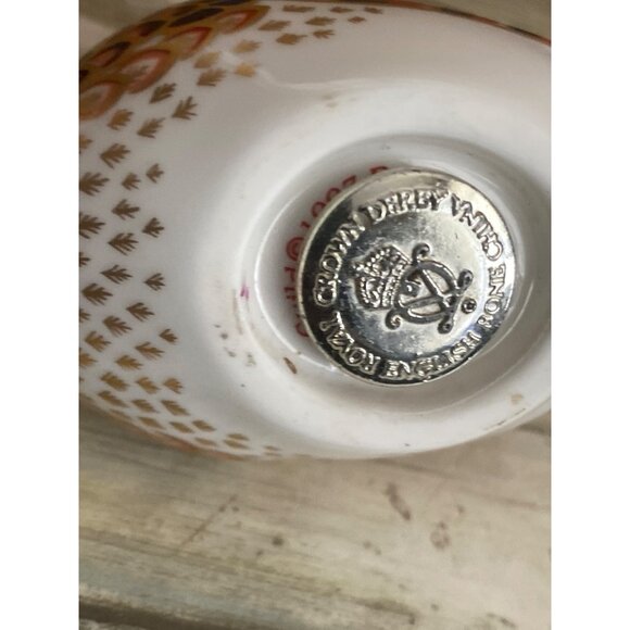 Royal Crown Derby Bird Paperweight Old Imari 22K Gold 1997 w/FLAW - Picture 7 of 8